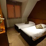 Hotel Au Nid De Cigognes