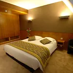 Hotel Au Nid De Cigognes 3*