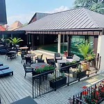 Au Nid De Cigognes Hotel