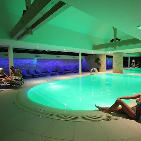Au Nid De Cigognes Hotel Ostheim