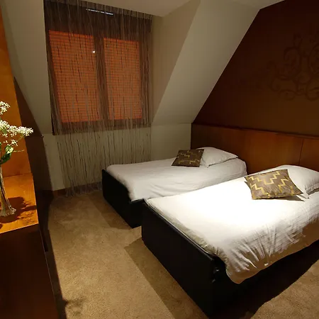 ホテル Au Nid De Cigognes