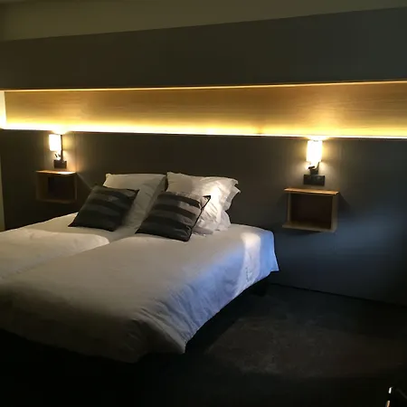 Au Nid De Cigognes Hotel