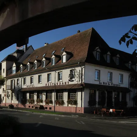 Au Nid De Cigognes Hotel 3*