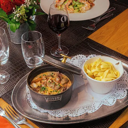 Au Nid De Cigognes オストハイム