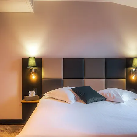 Au Nid De Cigognes Hotel 3*