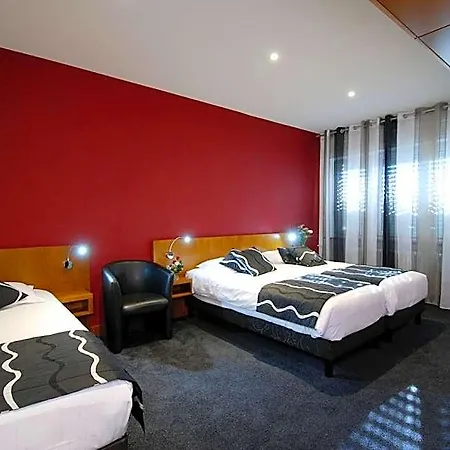 Au Nid De Cigognes Hotel