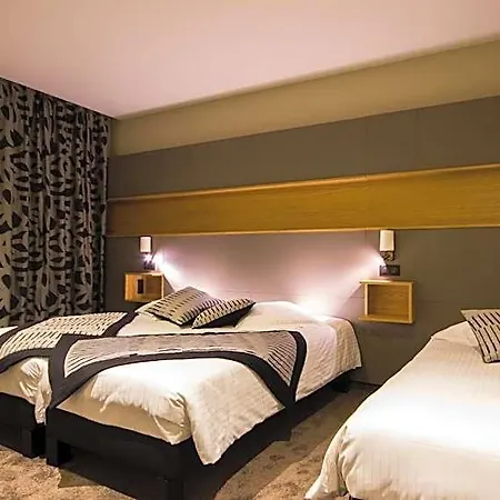 Hotel Au Nid De Cigognes 3*