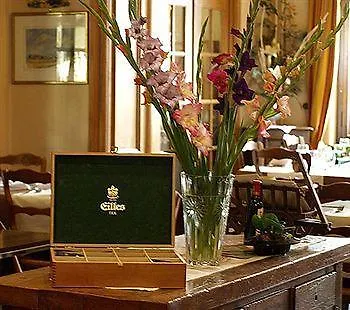Hotel Au Nid De Cigognes 3*
