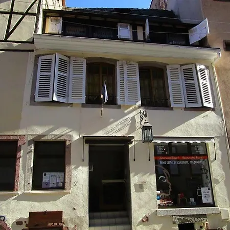 Hotel Au Nid De Cigognes 3*