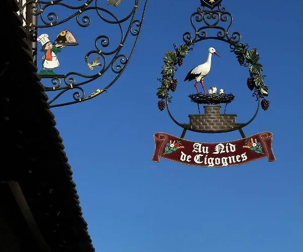 Au Nid De Cigognes Hotell 3*