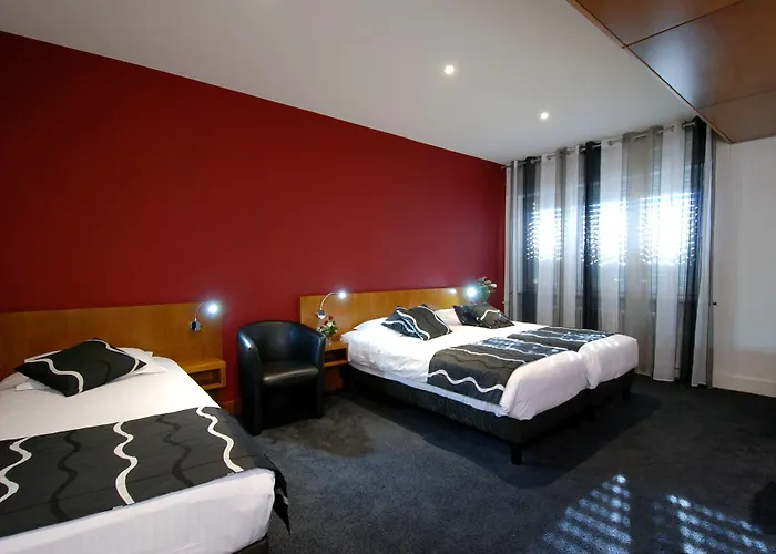 Au Nid De Cigognes 3*