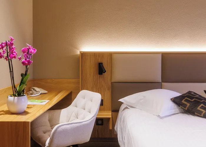 Au Nid De Cigognes Hotel 3*